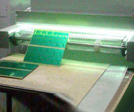 阻焊油墨固化 阻焊油墨固化